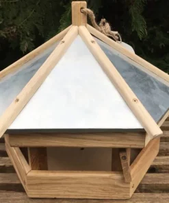 Fuglefoderhus i egetræ - Tagpap eller Bliktag