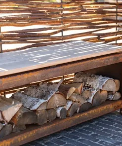 Havebænk i corten stål med brændeskjul og Hardwood sæde - 120cm + 200cm