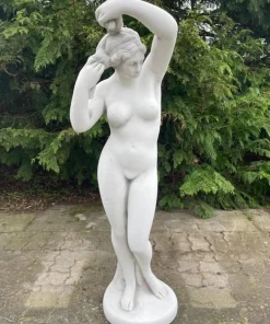 Havefigur - Skønhed i hvid beton 120cm - M/U Sokkel