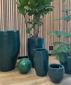Indendørs krukker i ocean green metal med hammered finish / 3str.