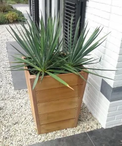 Konisk krukke i hardwood