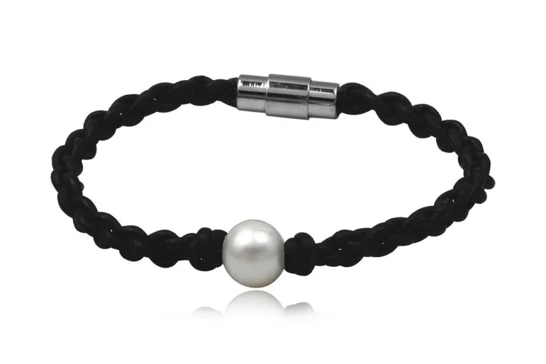 Læderarmbånd med ferskvandsperle