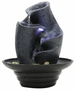Lille vandspil i Terrazzo look med LED lys
