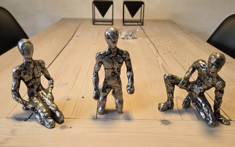 Skulpturer i rå aluminium - 3stk