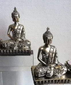 Sølv Buddha med lysestage