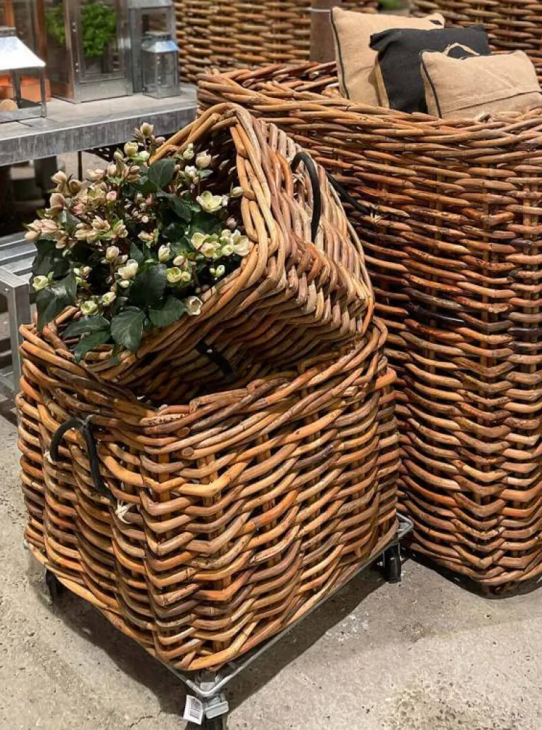 Store firkantede flettede rattan kurve / krukker - M/U Hjul
