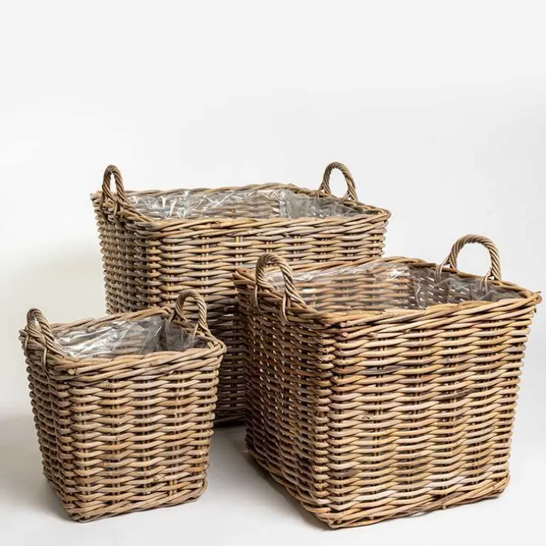 Store firkantede rattan krukker med plastindsats og håndtag