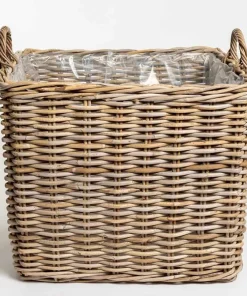 Store firkantede rattan krukker med plastindsats og håndtag