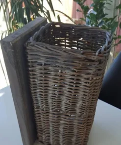 Væglampe i pil